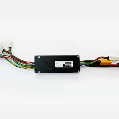 Sidabrinė priekinė varančioji žvaigždė su 13 dantų, skirta elektrinio motociklo pavaros sistemai.